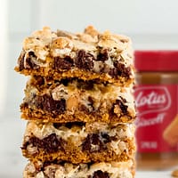 Lotus Biscoff Magic Cookie Bars