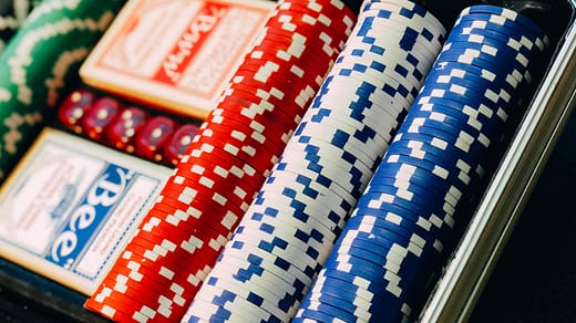 closeup photography of poker chip set