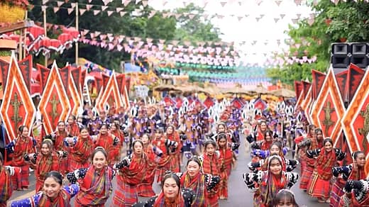 t'nalak festival in south cotabato women dancing